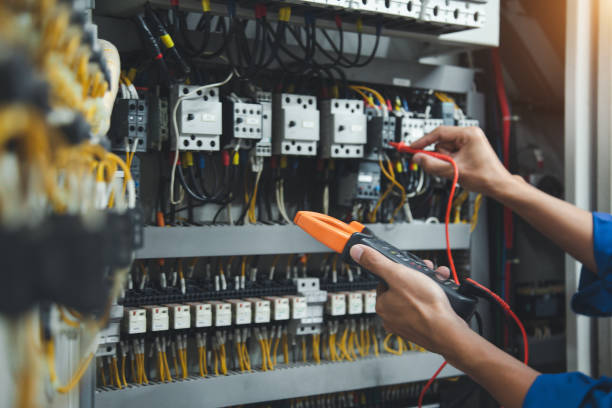Best Affordable Emergency Electrician  in Woodville, FL